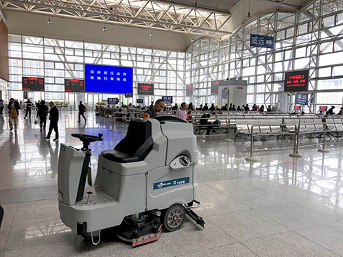 大型洗地機(jī) 大型洗地機(jī)